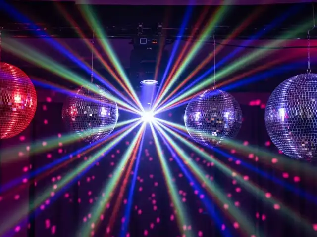 Pin Spot RGB programable con control remoto